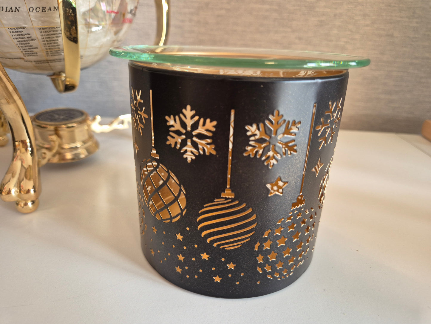 Baubles & Snowflakes Wax Melt Burner