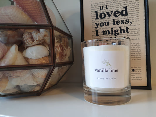 * NEW * Vanilla Lime Woodwick Candle