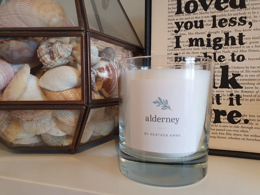 * NEW * Alderney Woodwick Candle
