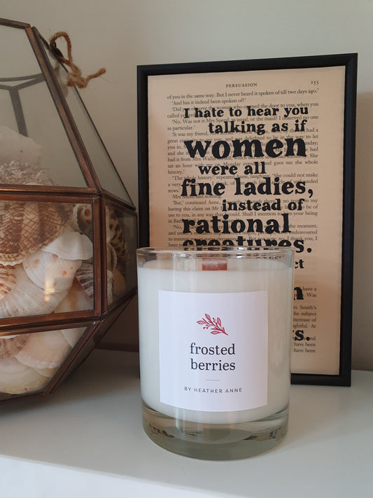 * NEW * Frosted Berries Woodwick Candle