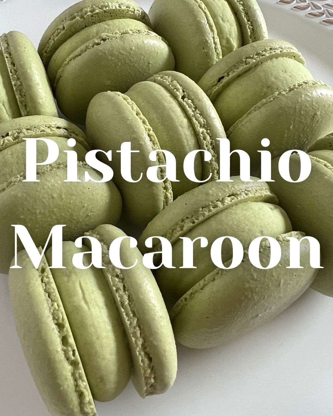 * NEW * Pistachio Macaroon Woodwick Candle