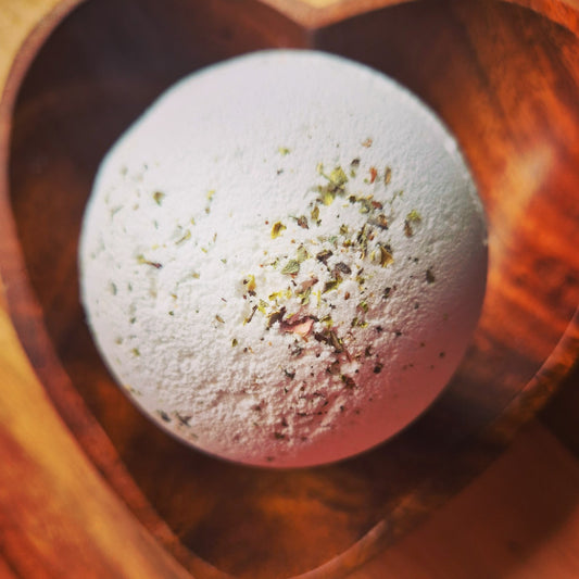 * NEW * The Cleansed Duck - Himalayan Salt Bath Bomb