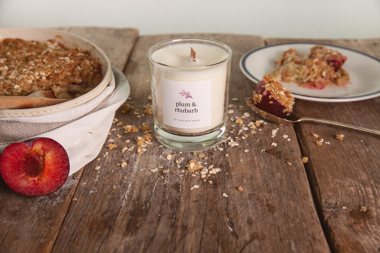 Plum & Rhubarb Woodwick Candle