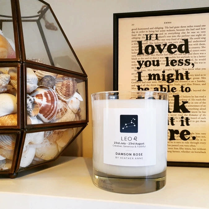 Leo - Damson Rose. 23rd July - 23rd August Woodwick Candle