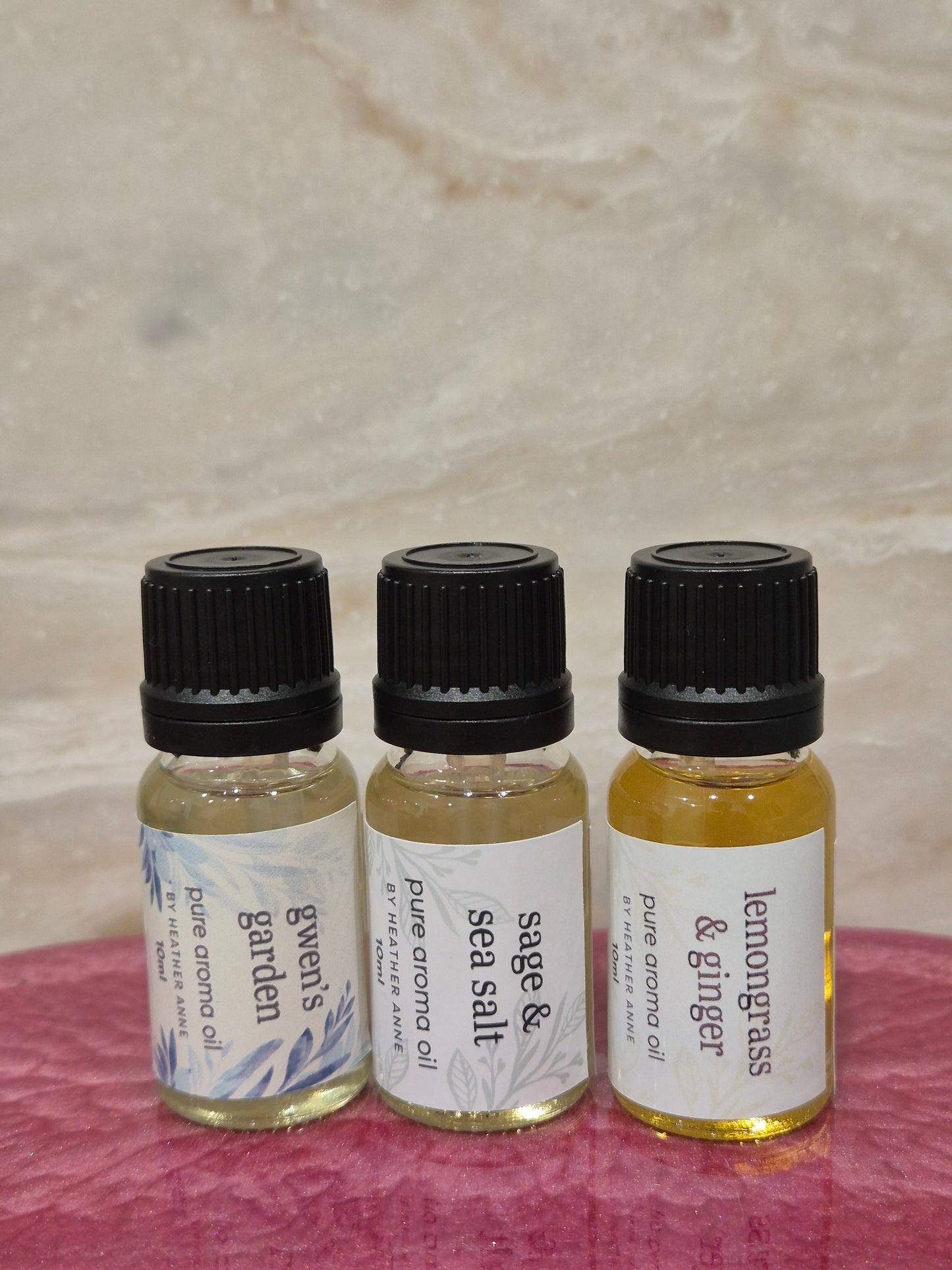 * NEW * Aroma Oils