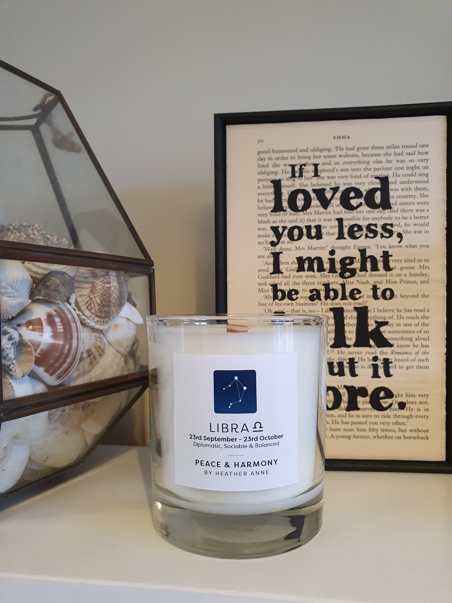Libra - Peace & Harmony. 23rd September - 23rd October Woodwick Candle