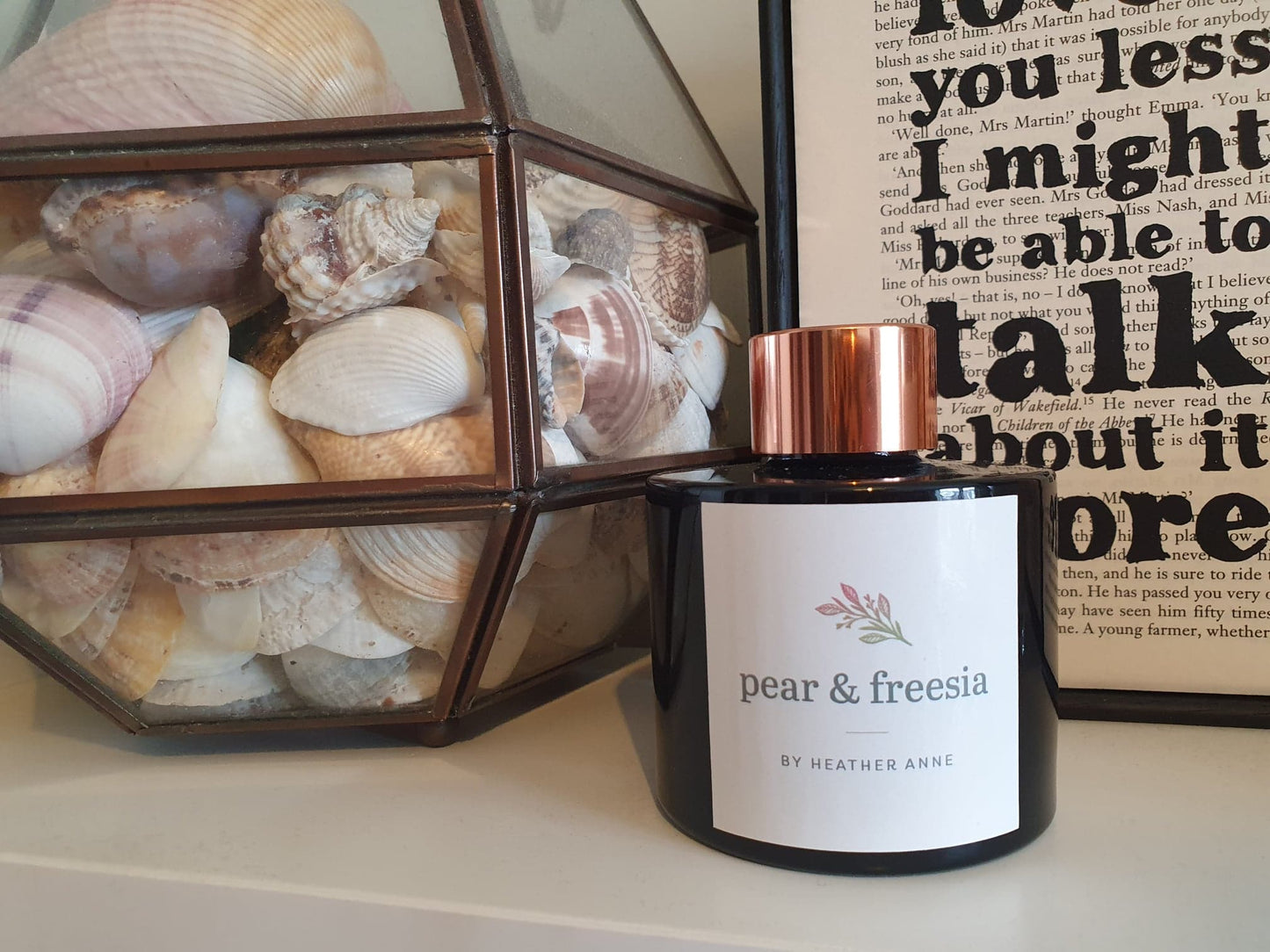 * NEW * Pear & Freesia Reed Diffuser